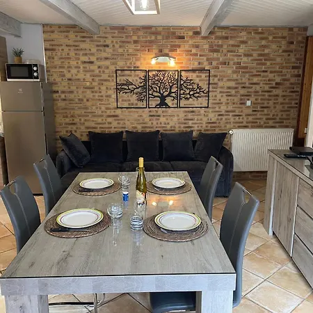 Дом отдыха Familial Avec Piscine, Ideal Pour Randonnees Et Peche, Proche Gerardmer Et Cretes Vosgiennes - Fr-1-589-238